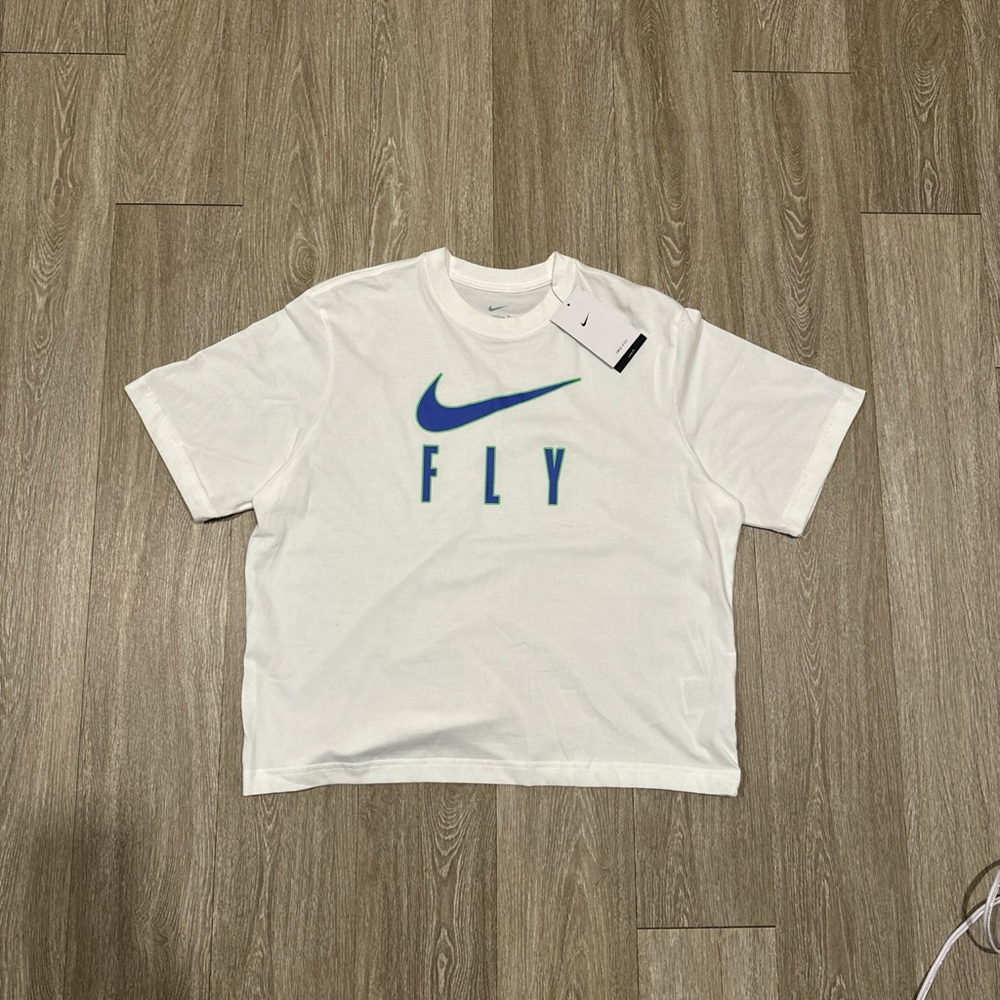 Nike tee